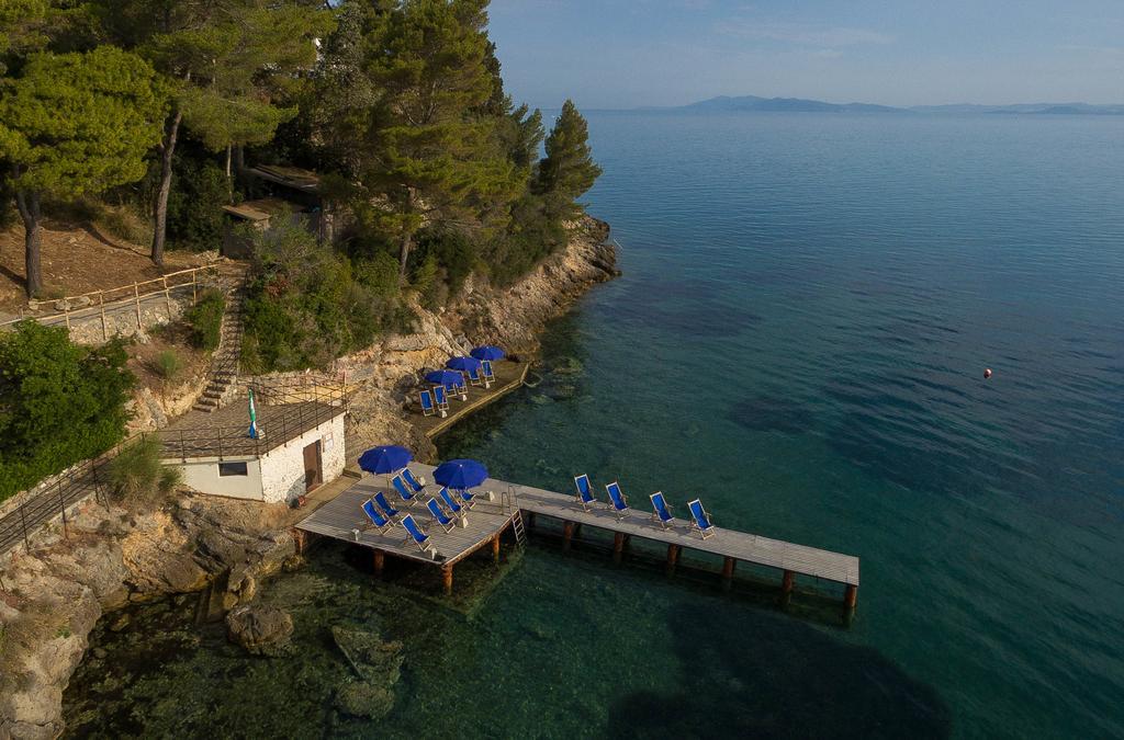 Albergo Filippo II Порто Санто Стефано Экстерьер фото